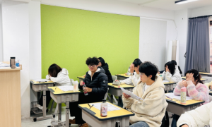 告别盲目备考！匠心教育中考全日制，让福建家长升学更安心